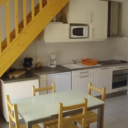 Confortable Avec Terrasse, Bbq, A 700m Des Commerces Et 1.5km De La Plage, Ideale Pour 6 Pers. - Fr-1-782-8 Le Barcares