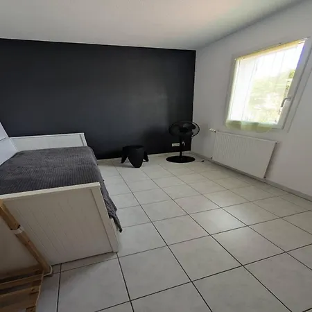 Confortable Avec Terrasse, Bbq, A 700m Des Commerces Et 1.5km De La Plage, Ideale Pour 6 Pers. - Fr-1-782-8 Villa Le Barcarès